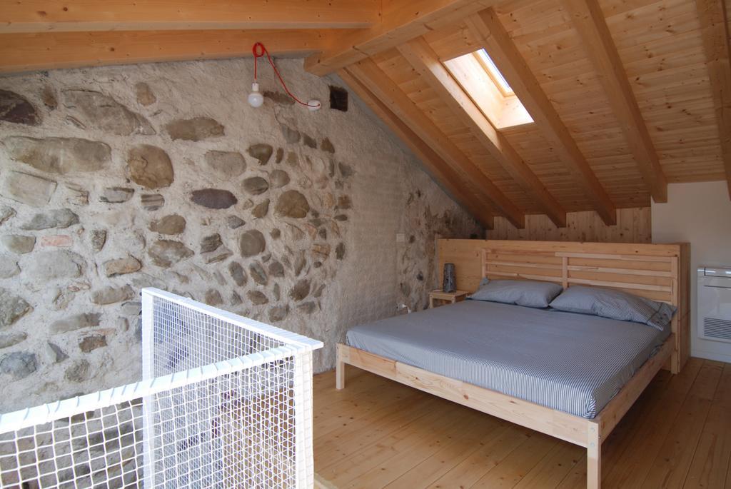 La Casa Della Zia Hotel Сарнико Стая снимка