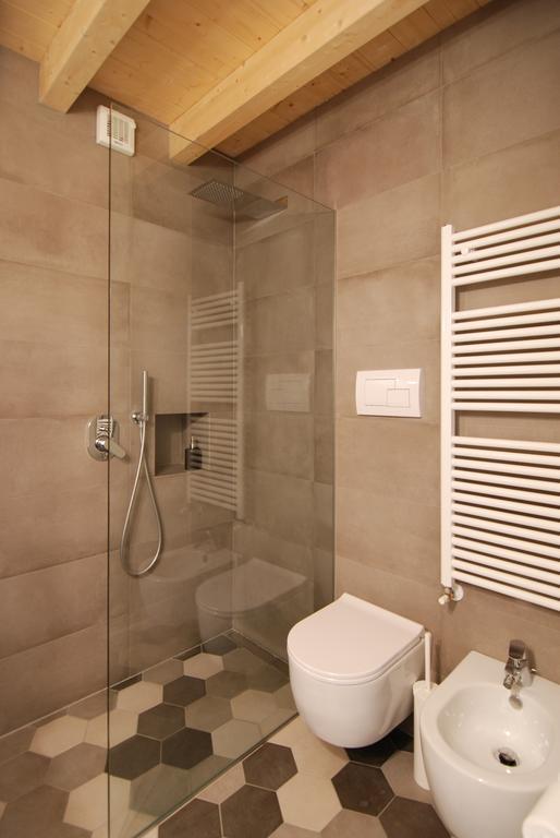 La Casa Della Zia Hotel Сарнико Екстериор снимка